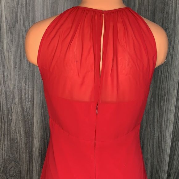 Red Dress - Picture 5 of 7